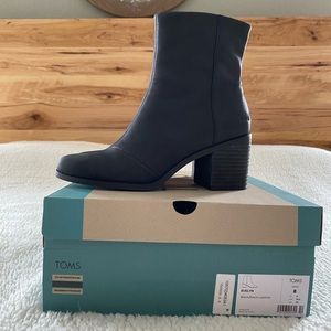 Toms Evelyn Black Leather Ankle Boots